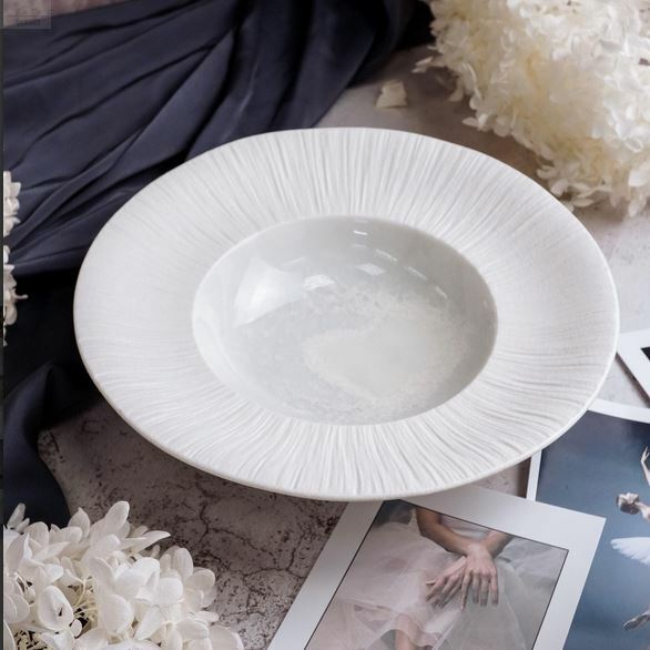 Тарелка для пасты 23,5 см 215 мл Boletus CASA DI FORTUNA, фарфор, белый Тарелка для пасты 23,5 см 215 мл Boletus CASA DI FORTUNA, фарфор, белый