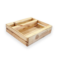 Ящик для сервировки деревянный 19х17 см, H4 см 3-х секционный с легким обжигом, логотипом