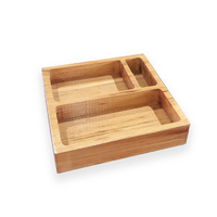 Ящик для сервировки деревянный 19,5х18,5 см, H4 см 3-х секционный лакированный