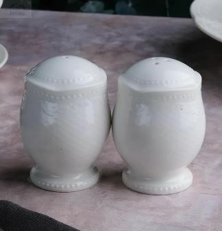 Набор для специй 2 предмета (соль, перец) Aristocrat Noble фарфор белый Набор для специй 2 предмета (соль, перец) Aristocrat Noble фарфор белый