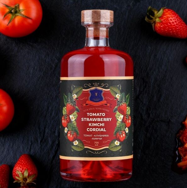 Напиток безалкогольный КОРДИАЛ-ТОМАТ-КЛУБНИКА-КИМЧИ, Tinctura Anima 700 мл Напиток безалкогольный КОРДИАЛ-ТОМАТ-КЛУБНИКА-КИМЧИ, Tinctura Anima 700 мл